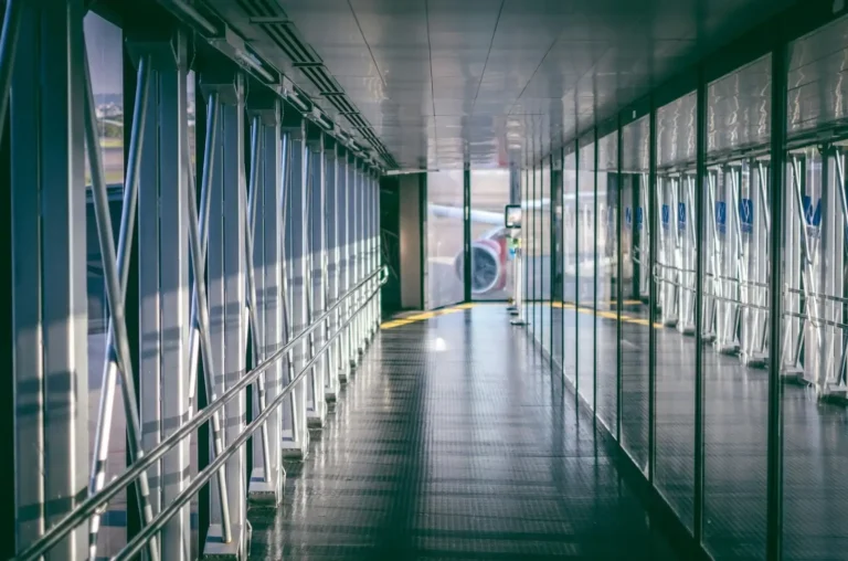 Why Businesses Are Switching to Smart Travel Platforms for Bookings